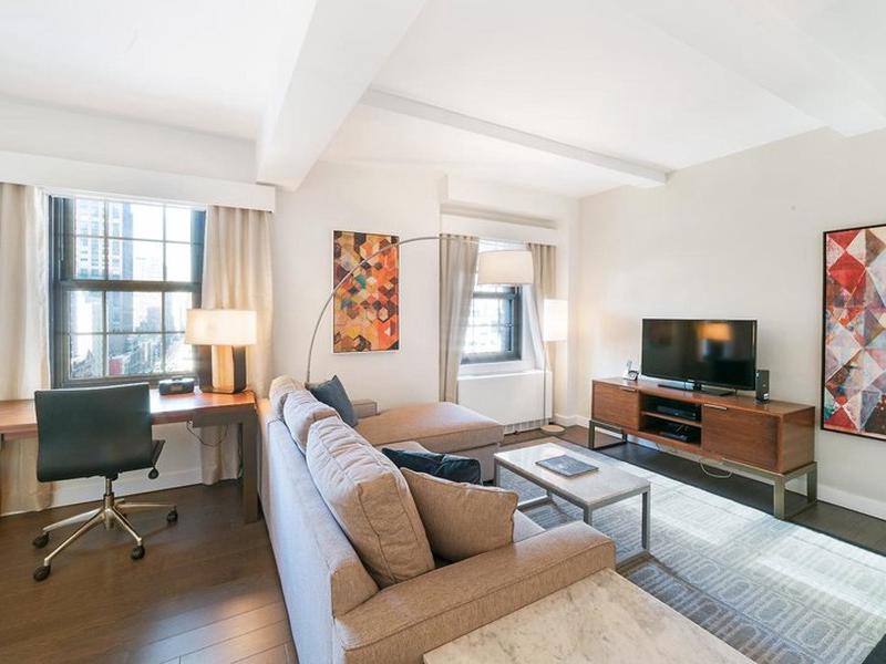 AAE0610DD90BD989440DB484751C0AE1