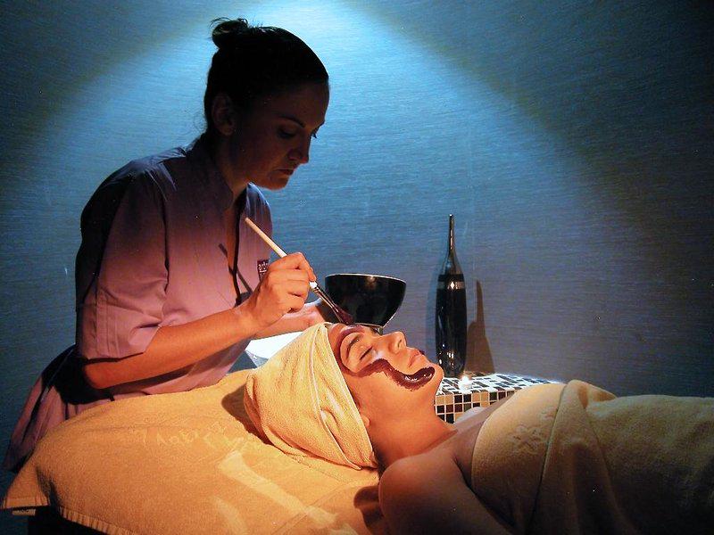 BAE9C2B943B48D3AA65932FBA9983A85