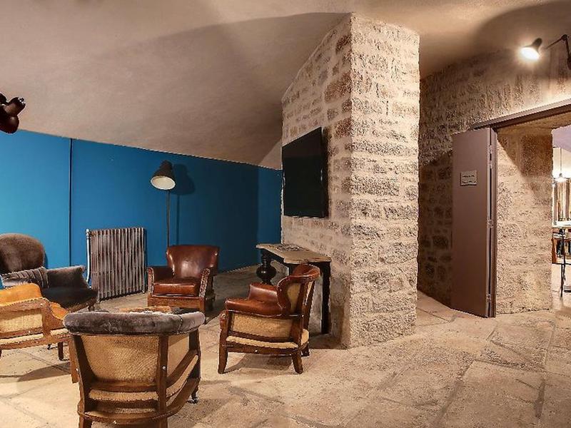 B502680D093DA975522DADDE147D29A6