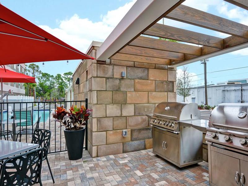 14A307A8423AF3A8C986A3A9428CB5BF