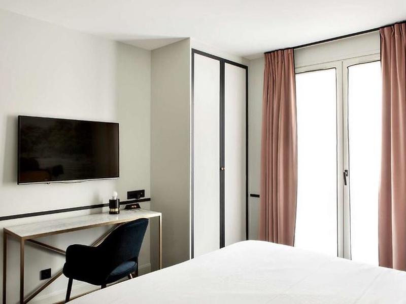 C60F19551FDEA09AA727EE40E2A6C842