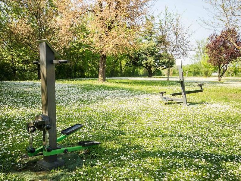 1B963AAB0F5DCCDB8E6F5FFA53688BF4