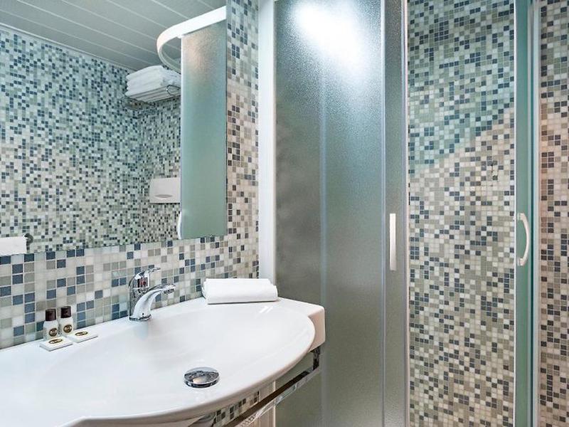 EC1FA2554B290347BF13430EB3389233