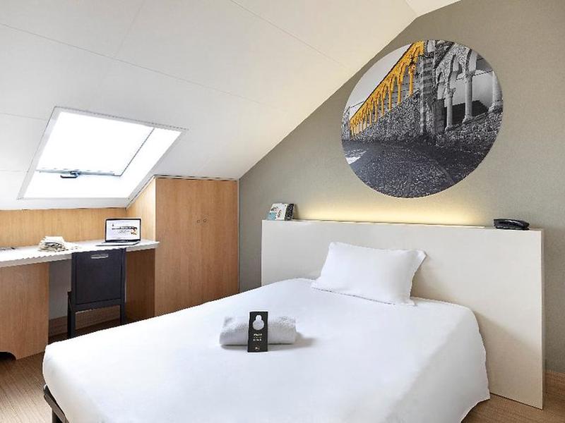 39A848938BC90506FFE7B1E2ADE43015