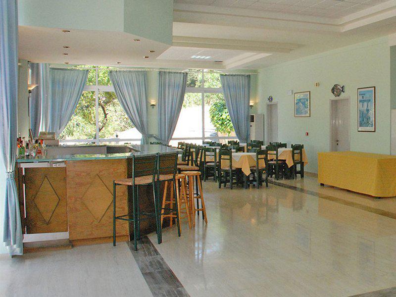 57A37E27135F08934A368A18FEFF07AC