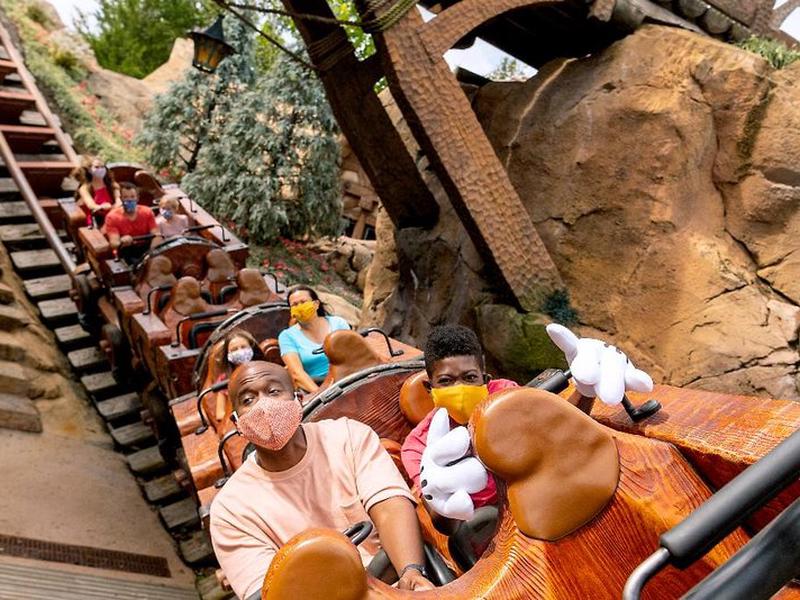 C22163F45164C47E33A8FACDCC6C1E60