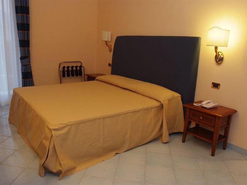 5177D76FD4B7B9EA3FD542E1E5259ED4