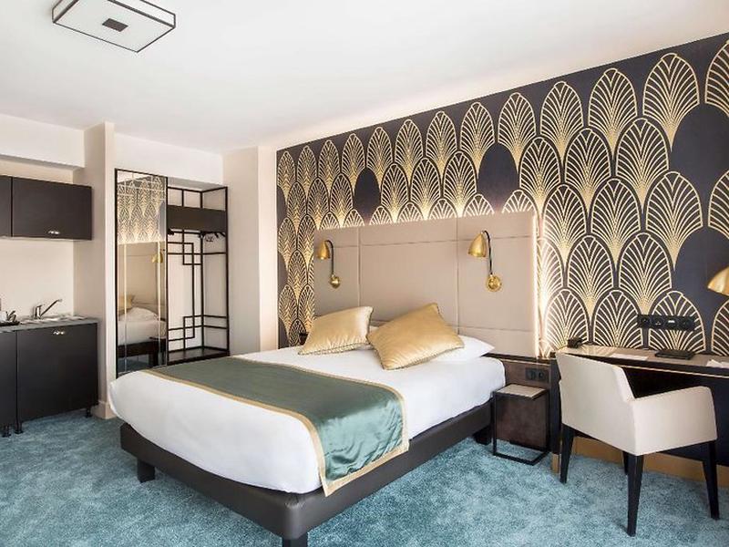 76D3B54EAD2A8B4A6D484E8D647A58C8