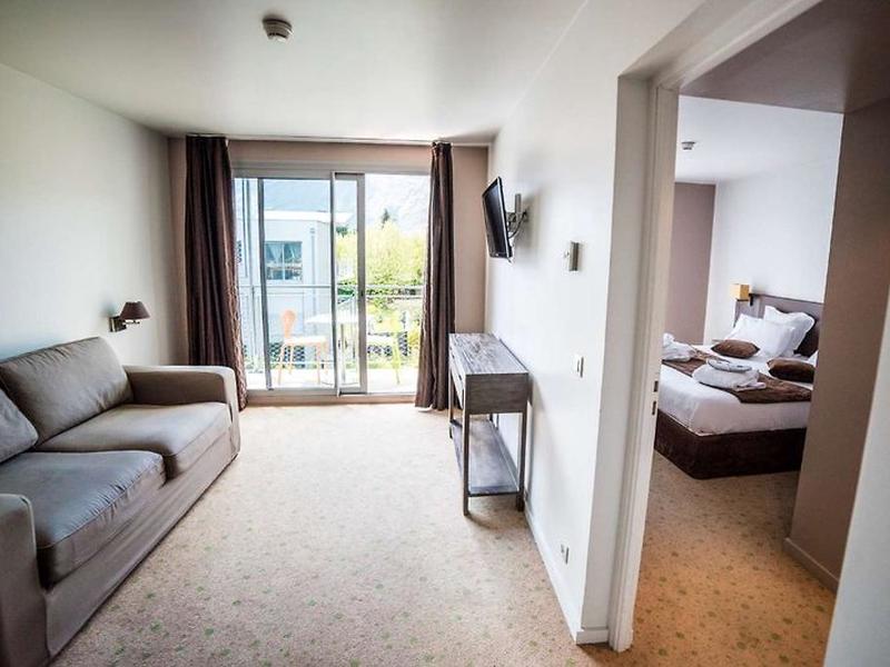 632C04BCB97D40352236699F295D87CF