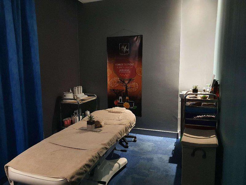 DE6F4C9111D64DA5F2CB835A09D154F1