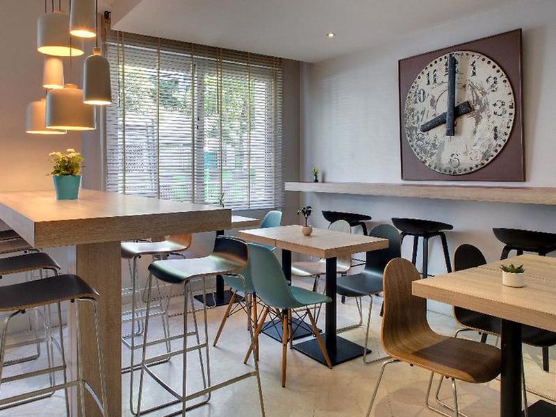 F7CB448F6101068F758AF978E0819F00