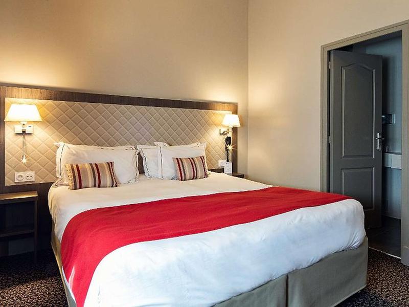 A9BD281C3CB0BB69BF358E18394A373E