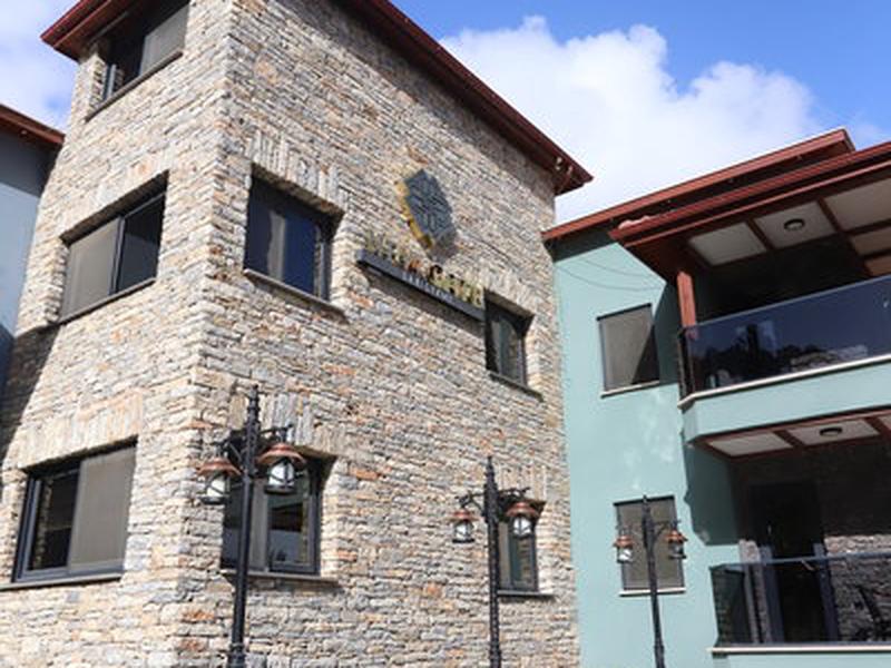 C7B194A70ACA3B34F966093F24B922F8