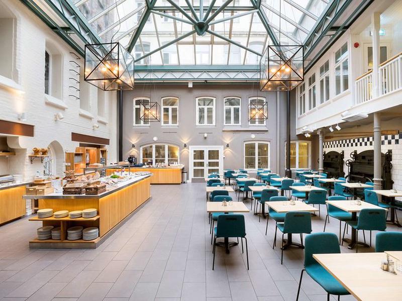 0B3BFF6B812C9BA73C1A9C32A23104FD