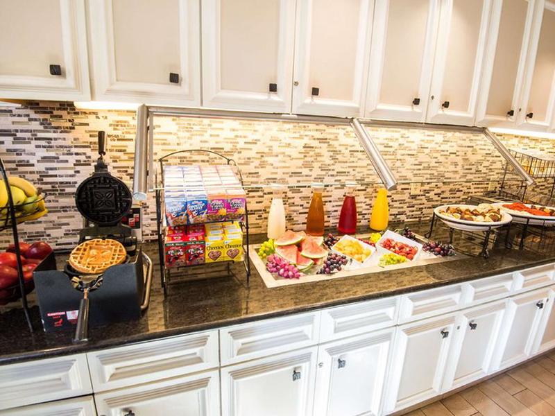 CB06F2A6B84FFE93B18F4BEE4B8448D1