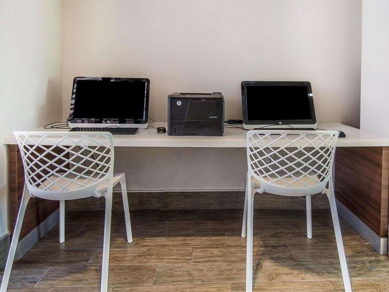 48EB3F98A689A4651F80625A0DB91BDB