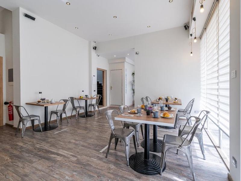 B5ACE71CAB86F9037AA5D601A98D09E6