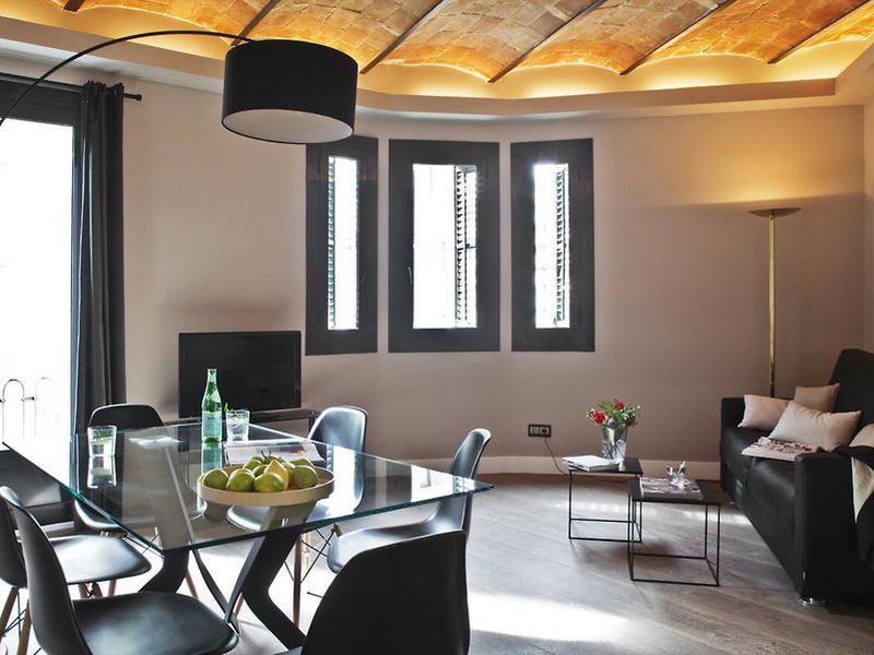 44B2B881F4F62300EA912D242B5E4CF1