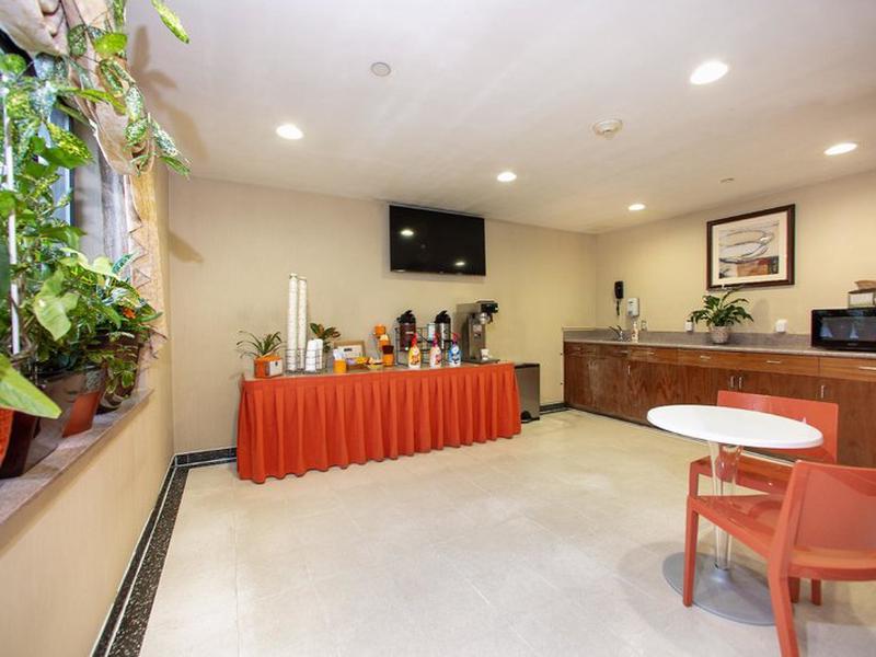 019BB4CEDE9EBC711F44819ACE7BAB2F