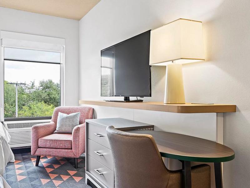 E2DF3153845AE3E8BF7CEB05D43E361D