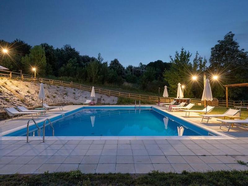 129640391B9E237710D9F03C6451D992