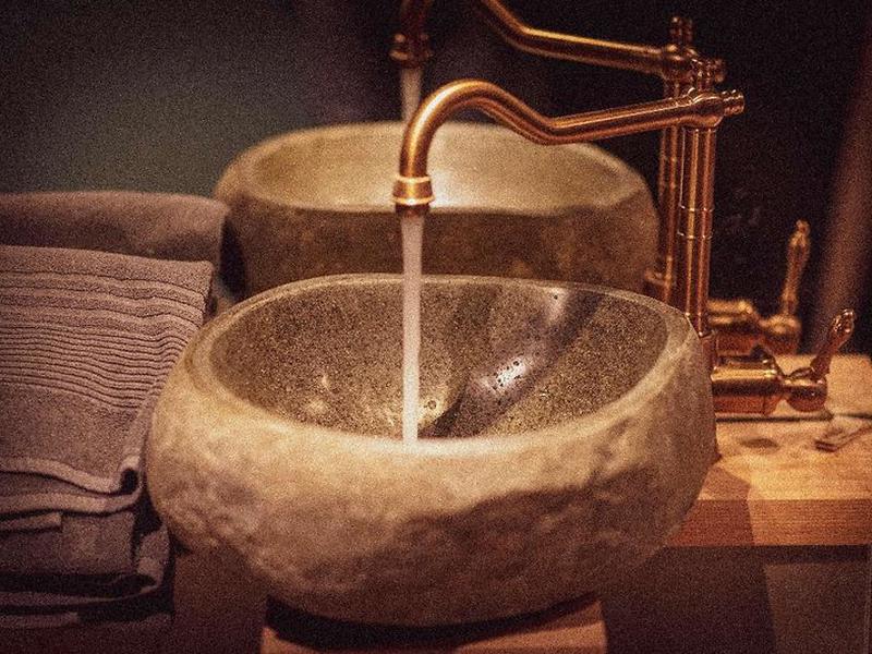 5AA2398E309767A7D69D22046DE3B66D