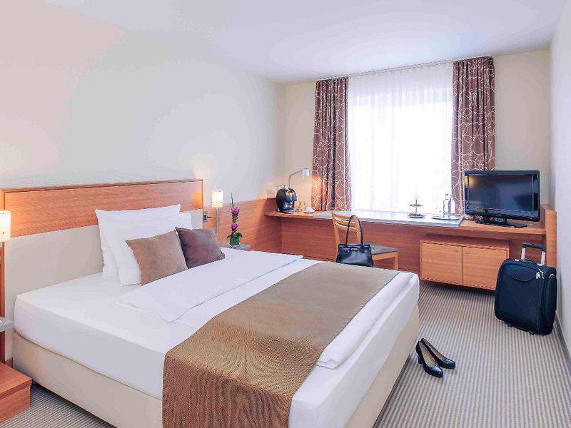 382F574F971AE3993E3CFC026F1828CB