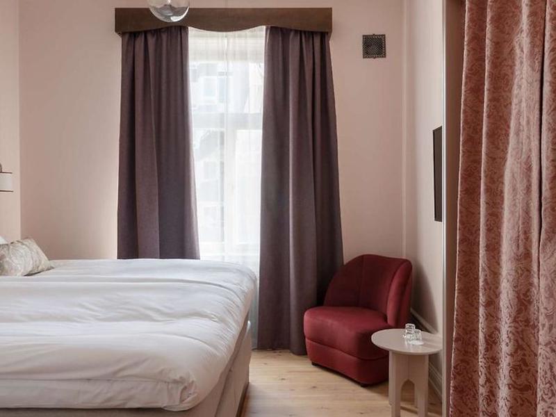 28154FB1AD17E9FE7CAD1B46DC956181