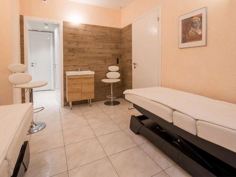 FC05100C260E9B41D36A9AF7E1EA1DD0