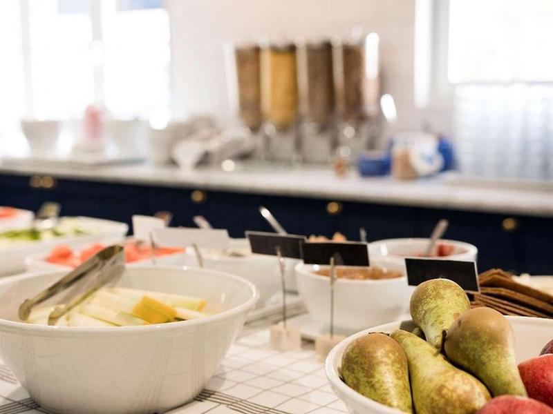 46C20217201D28D36B6C0A8D3C984F65