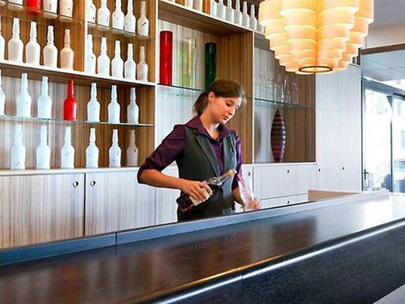 C42FB6D3329F28D3FAB3539BF0F6AA23