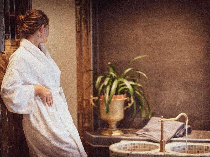 828B8B7A3E8C9BC3BFE45CBEE366609B