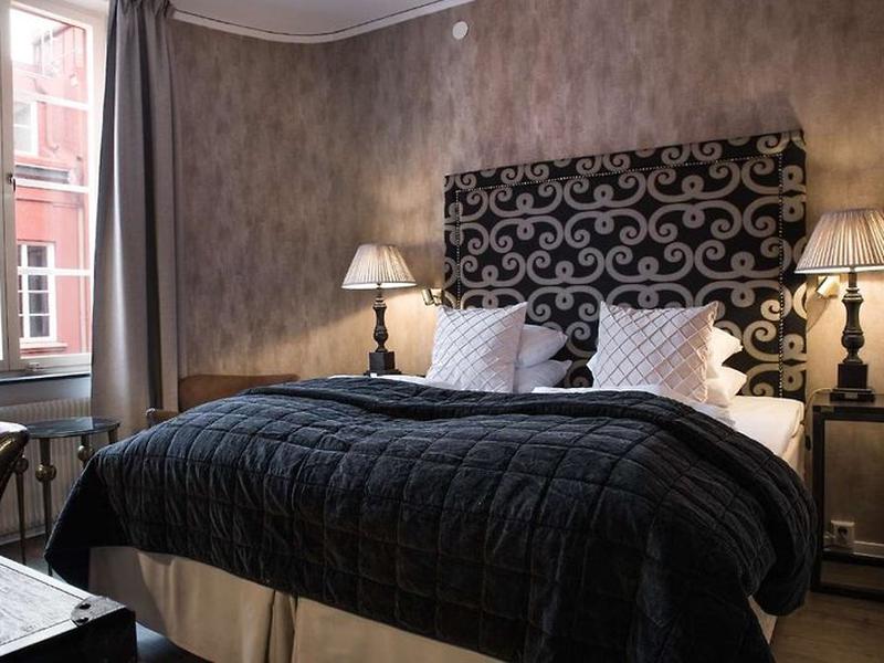 1784ED1C098C5B7CE7AEE7A4FDFCFF6D