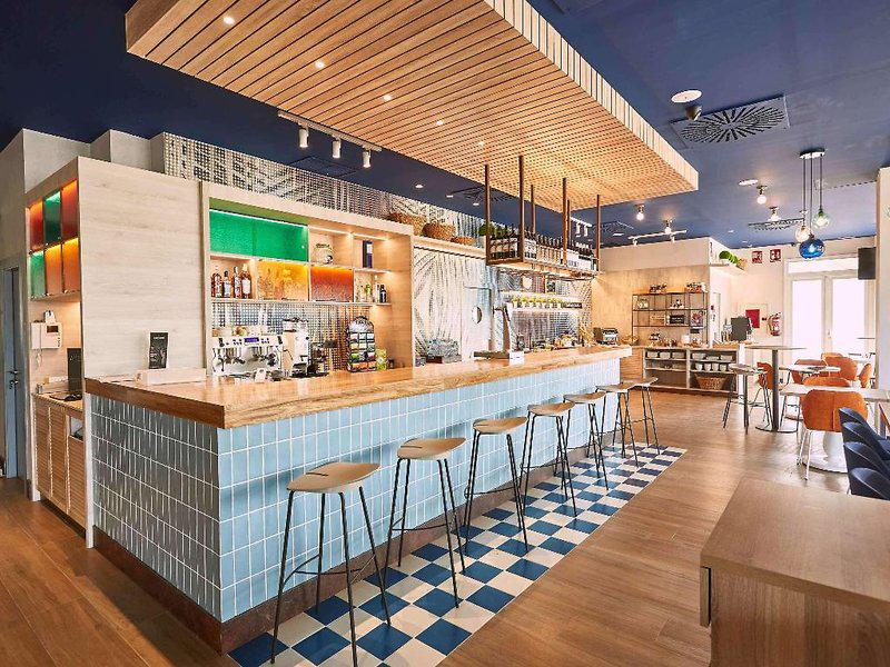 24B0746C4E18116665C87E498E5B3C72