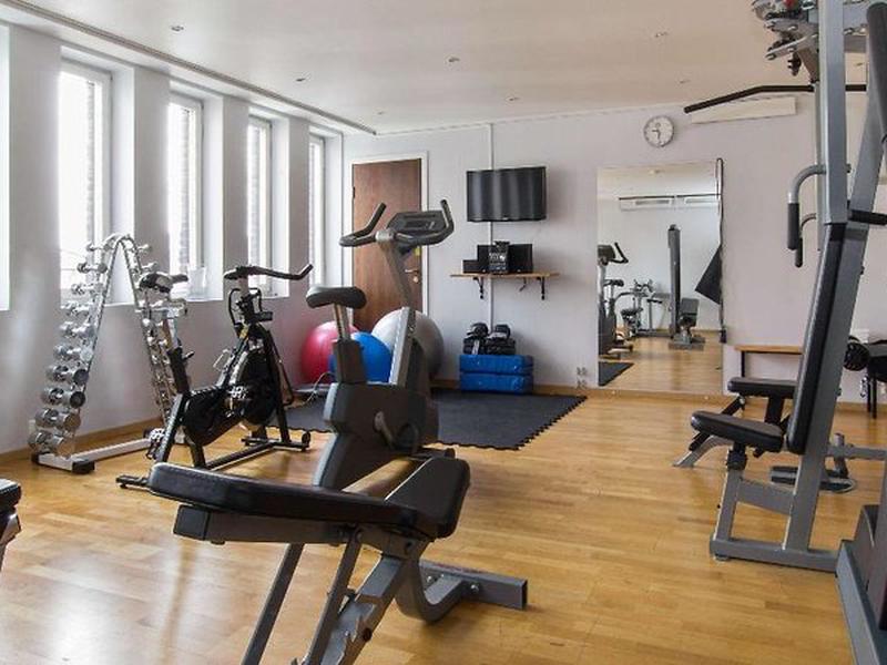 4C7C1684D9374B57FCF4CE1BAC2679B2