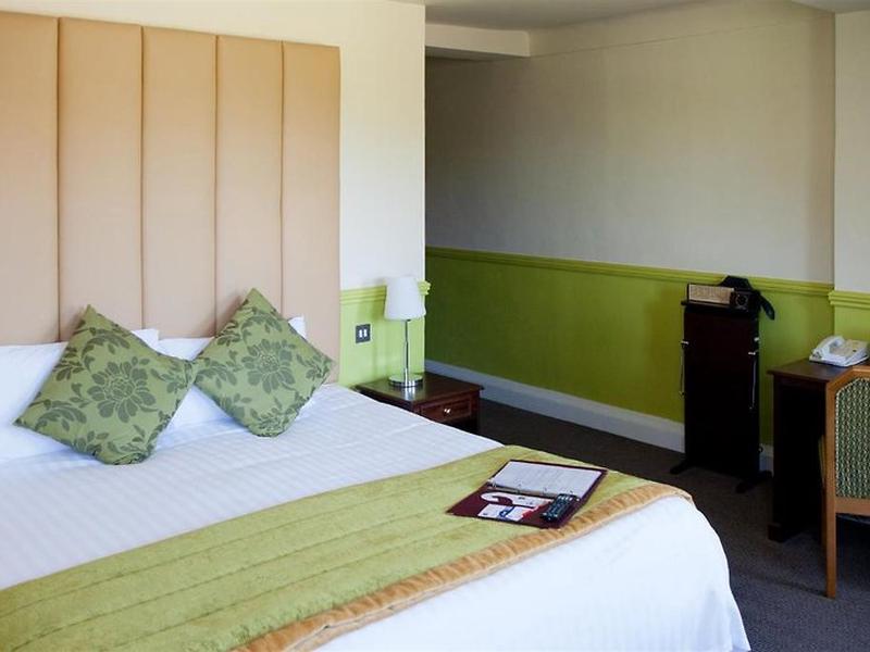 4B40A0AA9FC35F2D985698AB95AB83F7