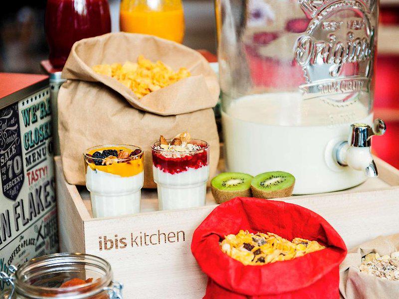 9D6EA15FE08F3238829F3A056F8ABEFE