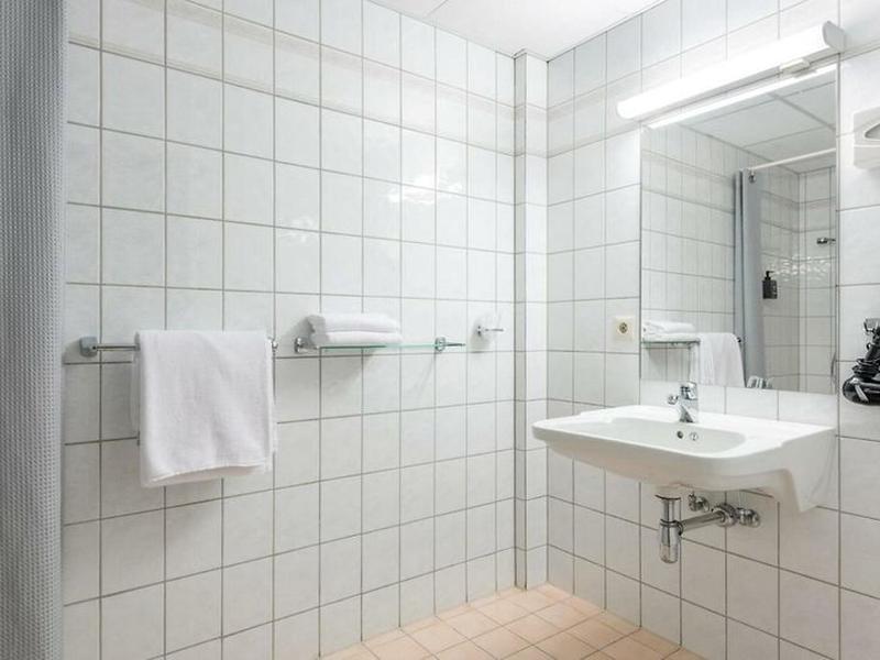 EBB1491FB86FE6404048943FC0E7BC14