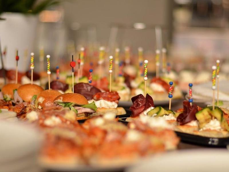 BDE62E4864B99F607F3E02991DFD4966