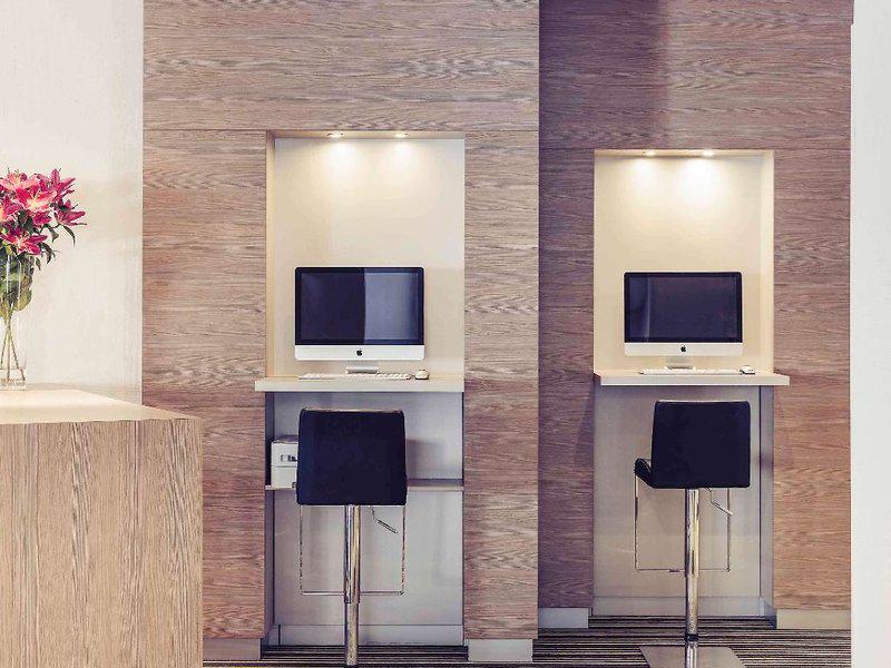 015D8B2F39493F3A13E3DA77DEB3760A