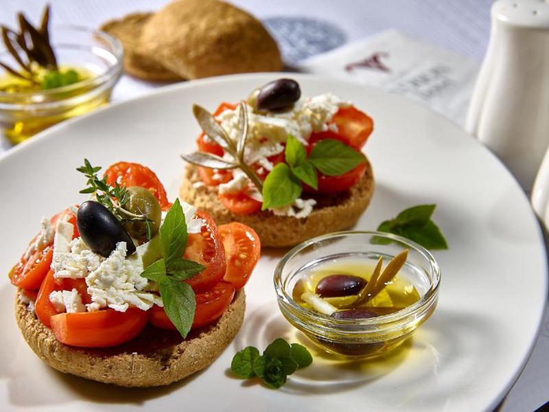 EE4C19FE46070290D1DEB6EEDC29D4E0