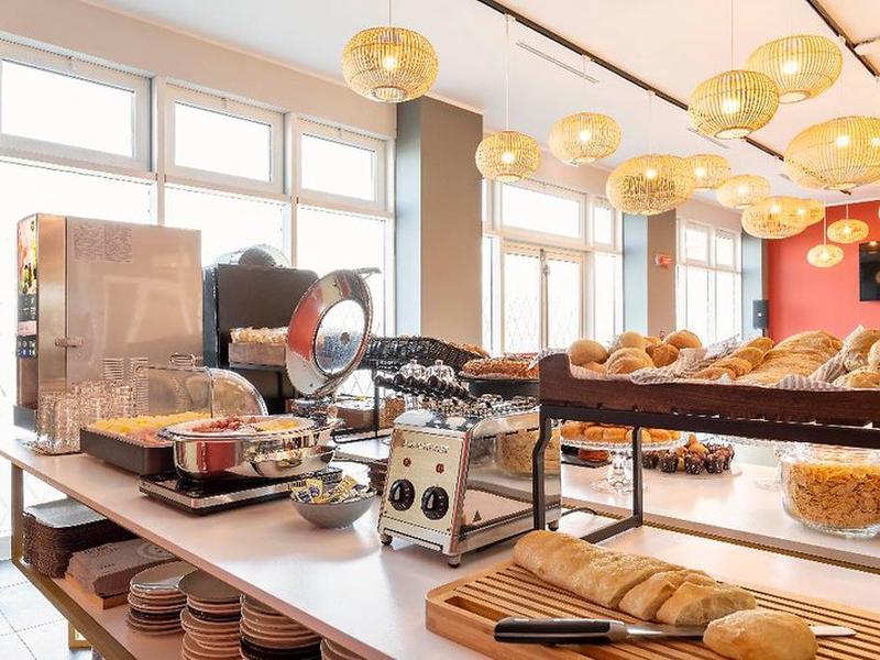 EB66C39D0286AEBE7E7AA41D4955B1AF