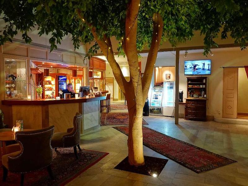 A90EE539878D76DADBCF2165E2CA7EC8