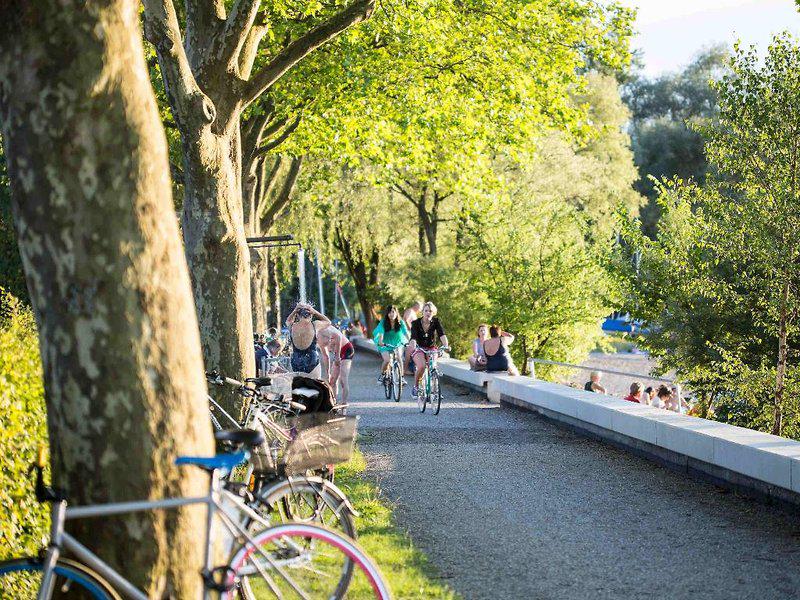 D89DED2792AEAC1D45487536C9010E29