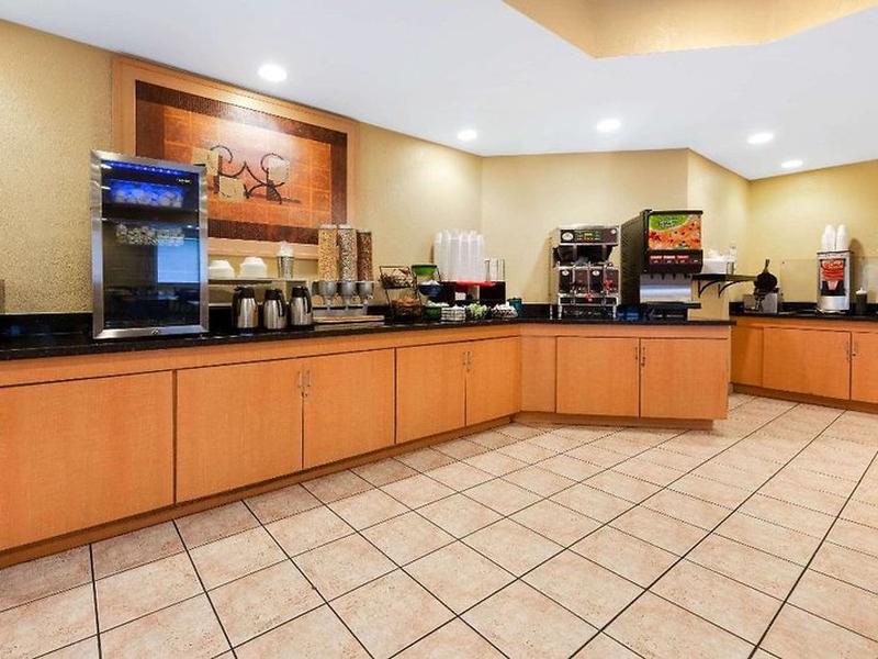 20722A7CFFAE391676ABEAFA2AC379C1