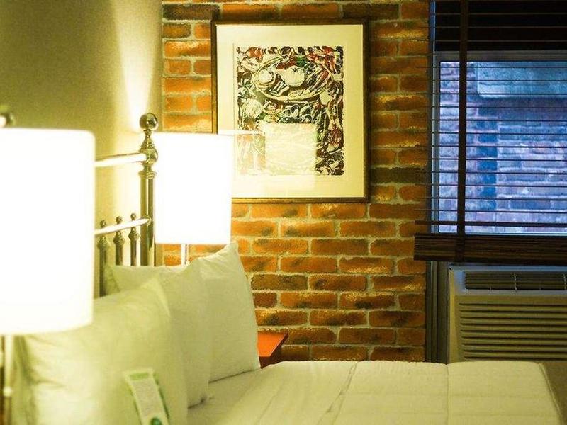 EB0F56B83E4506E7F74B61DF47F5786A