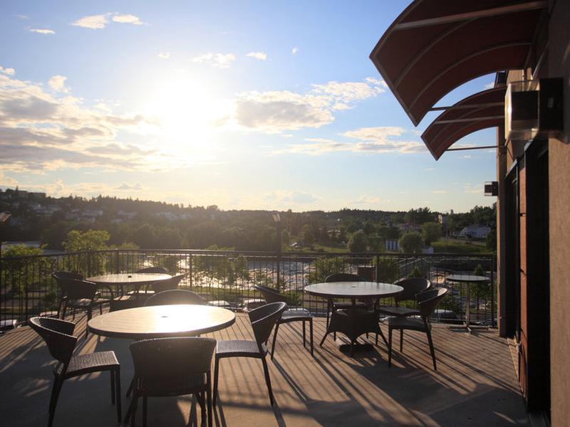 5BA875D24840010CC3EB8DE213F1F36A