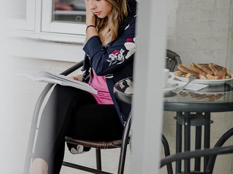 86F882A9AE7FFF007601FADAB8D5A7DF