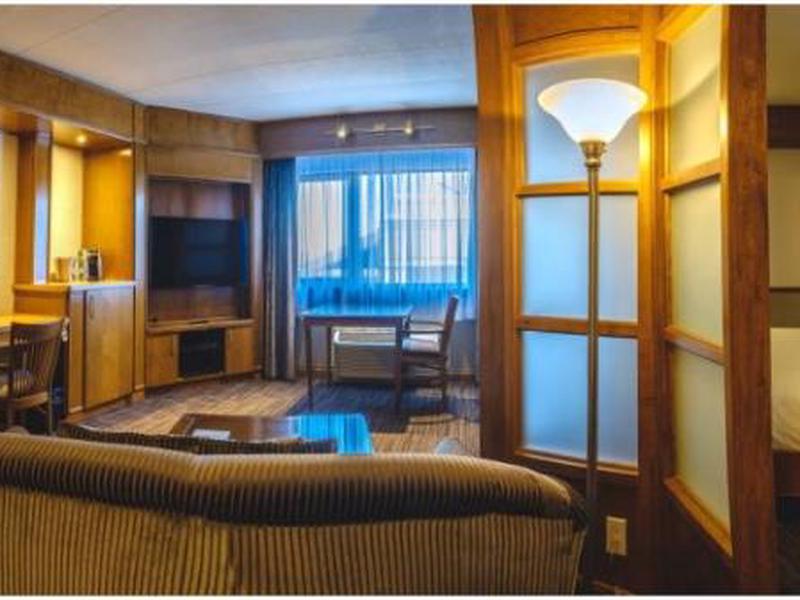 3CE0C3FC4C2F8AA2E05C37B3A2A7DE91