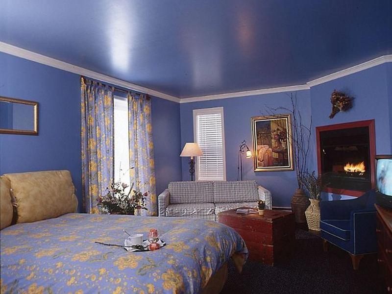 948A073FF718D1D3D8160B2C4BFFC95B